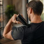 Massagepistole Test: Welche Eigenschaften bei Rücken, Nacken und Regeneration wichtig sind